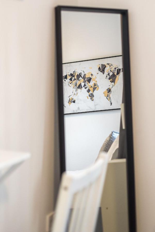 Modern Spacious 3 Bedroom City Centre Apartment - Free Parking - Private Balcony EDI Eksteriør billede