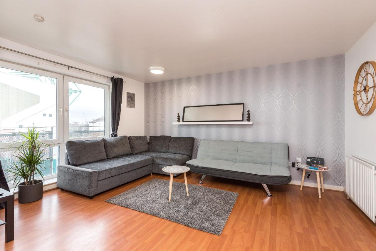 Modern Spacious 3 Bedroom City Centre Apartment - Free Parking - Private Balcony EDI Eksteriør billede